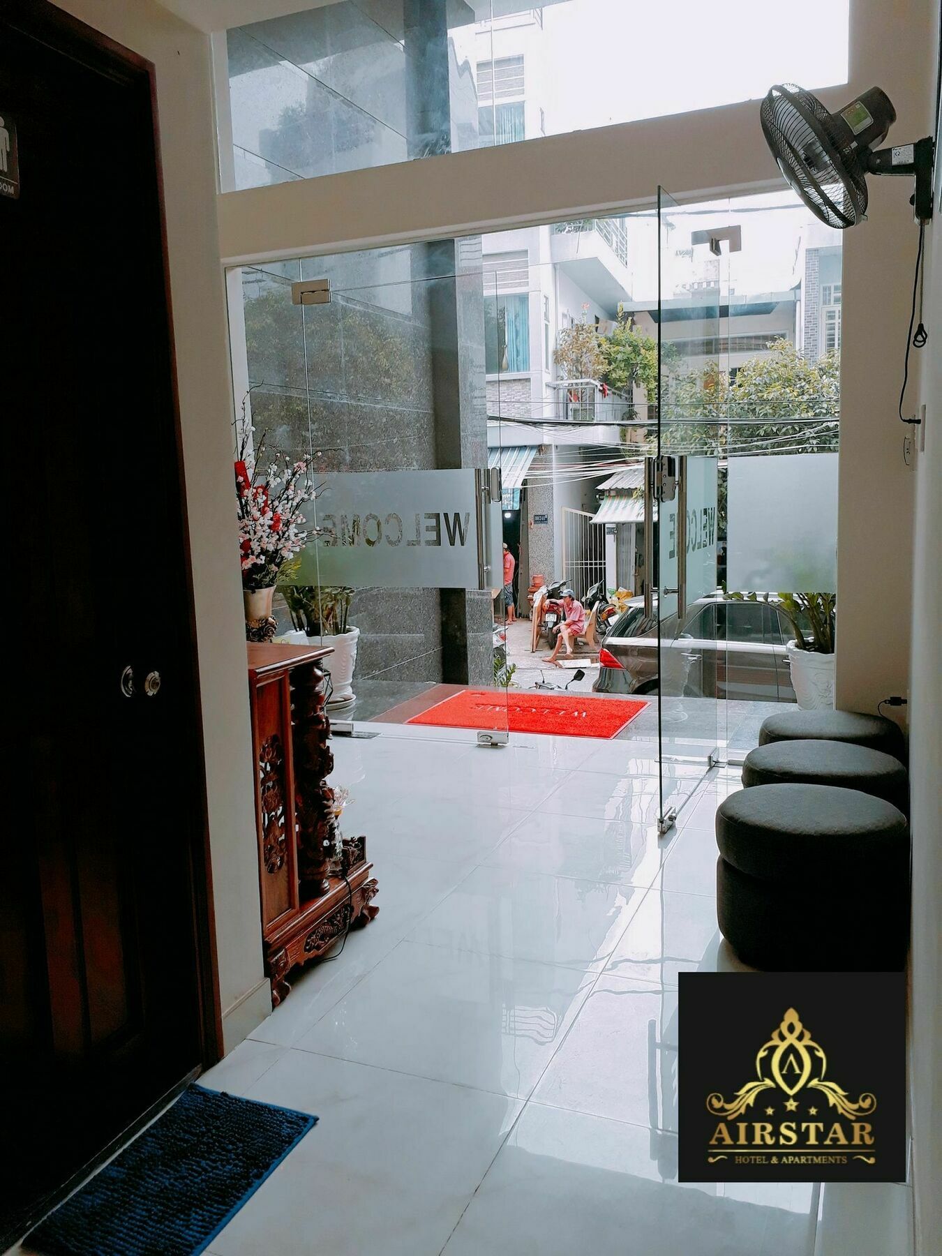 Airstar Serviced Apartment Хошимин Экстерьер фото